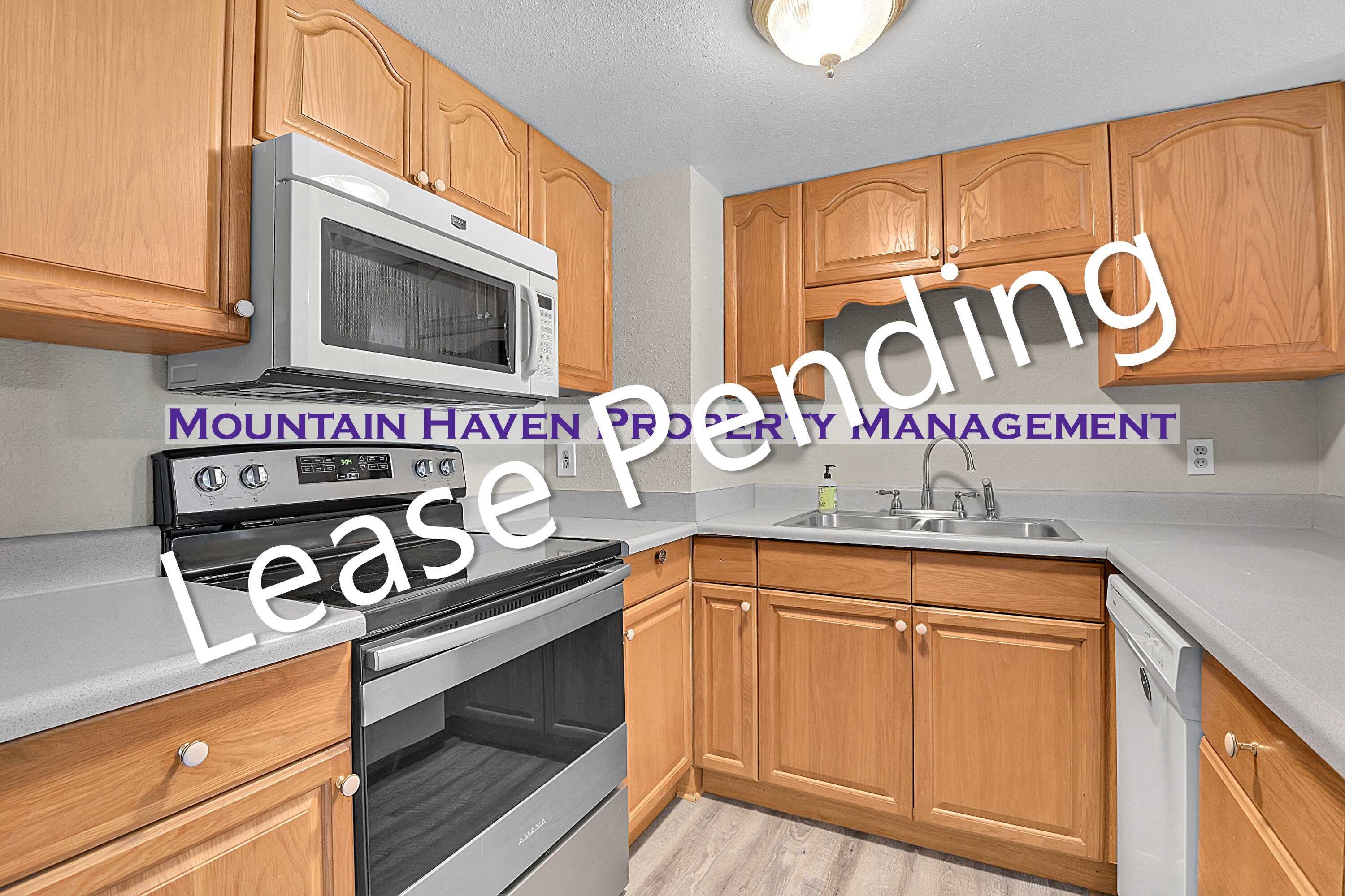 836 Sleepy Hollow Drive - B